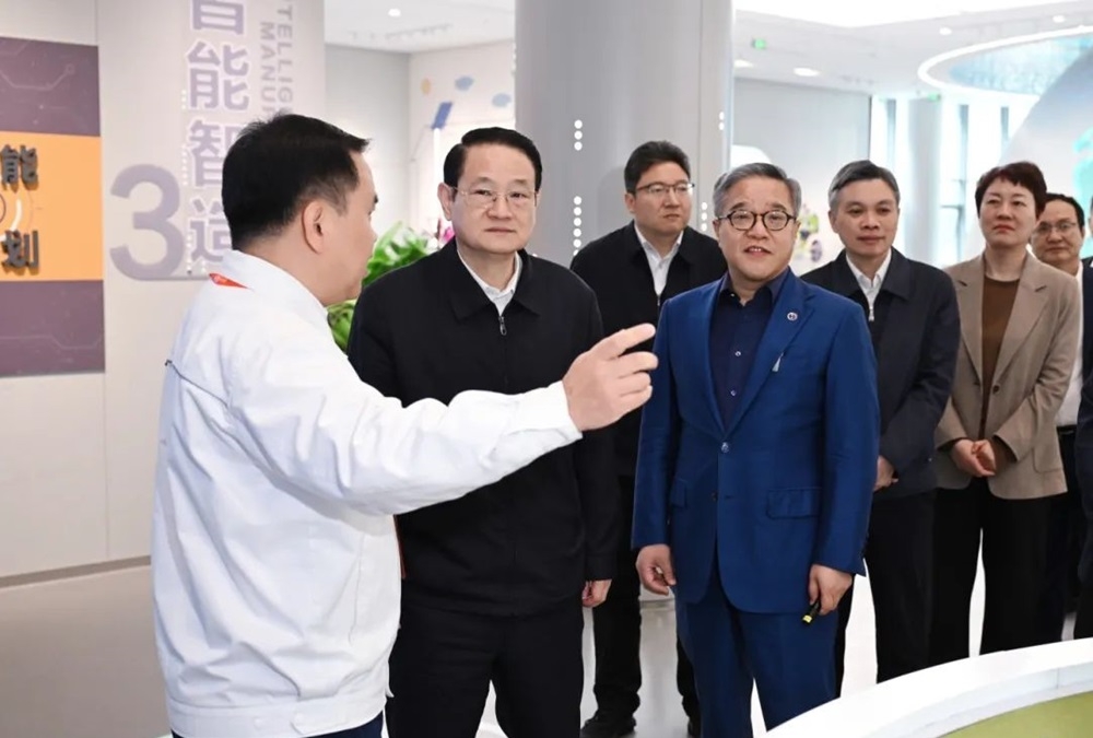 浙江省委書記易煉紅調研萬向創新聚能城：鼓勵發展新質生產力 把美好藍圖變為現實