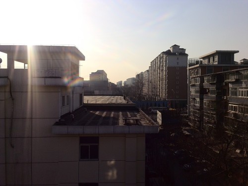 6.1英寸最大屏手機(jī) 四核華為Mate首測(cè) 