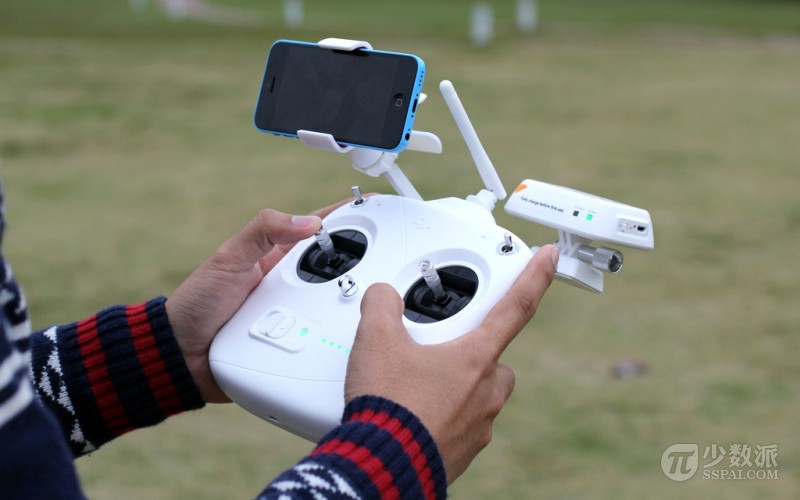 換個視角看世界:大疆Phantom 2 Vision+無人機體驗 換個視角看世界:大疆Phantom 2 Vision+無人機體驗
