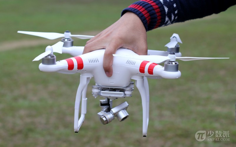 換個視角看世界:大疆Phantom 2 Vision+無人機體驗 換個視角看世界:大疆Phantom 2 Vision+無人機體驗