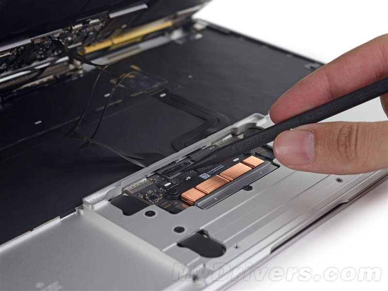 新MacBook完全拆解：蘋果太強(qiáng)大了