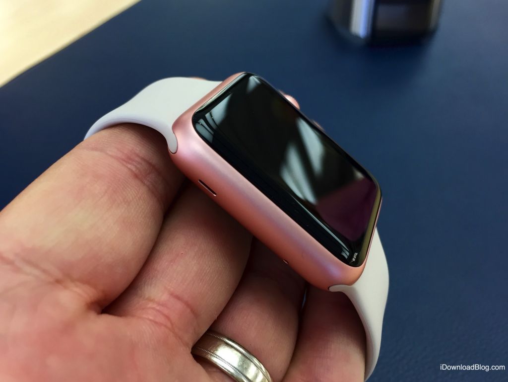 金色和玫瑰金色運(yùn)動版新蘋果Apple Watch圖賞