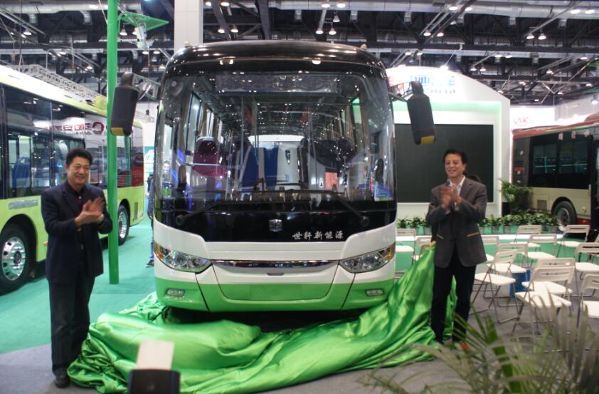 2015年10月，中通AMT版高級純電動客車V10K上市