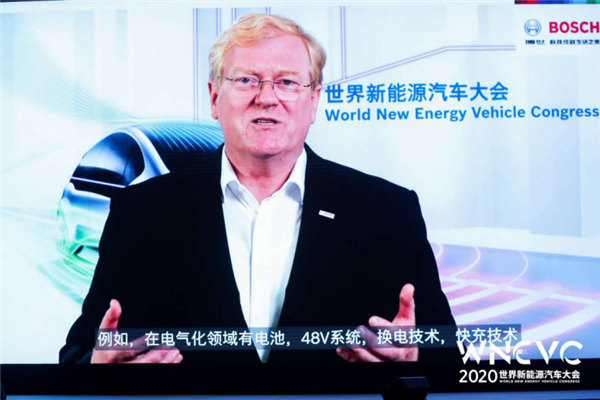 博世集團董事會成員、汽車與智能交通技術業務部門主席Stefan HARTUNG