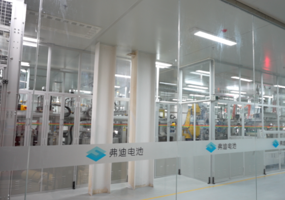 16家由盈轉虧！87家電池新能源產業鏈上市公司中報“劇透”
