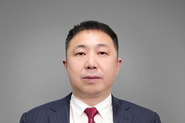 楚能新能源黃鋒：期冀龍年與同仁們一齊乘風破浪，龍騰四海！