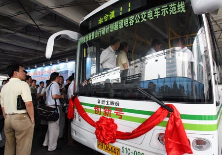超級電容公交車緣何“墻內開花墻外香”？