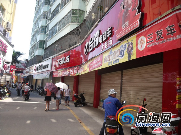 ?？陔妱榆囆屑娂婈P門“迎”檢查 市民可舉報超標車