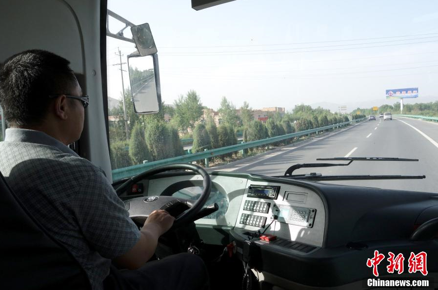 首屆環(huán)青海湖（國際）電動(dòng)汽車挑戰(zhàn)賽車輛調(diào)試完成