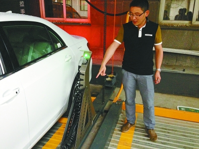 南京造首座智能充電立體車庫(kù) 破解新能源車充電難