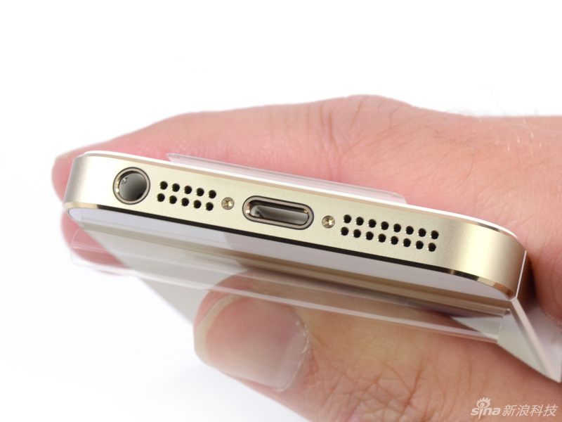 富士康推機器人生產線 iPhone6將由機器人代工