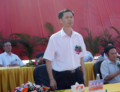 鄭建明的收購戰(zhàn)車 香港亞太資源用活順風(fēng)光電平臺(tái)