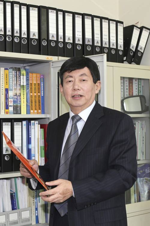 協會常務副會長兼秘書長魏學勤