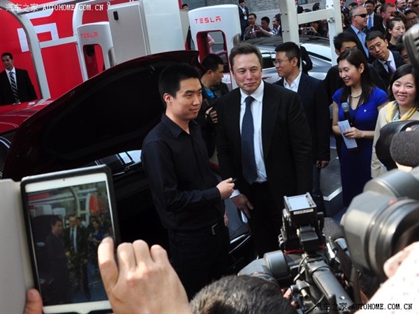 汽車之家CEO李想評特斯拉：我都***的快瘋了！