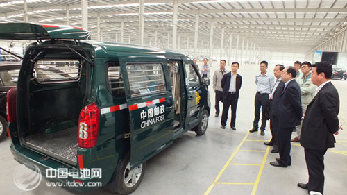 河南省市13家快遞公司購(gòu)買(mǎi)新鄉(xiāng)市電動(dòng)汽車(chē)