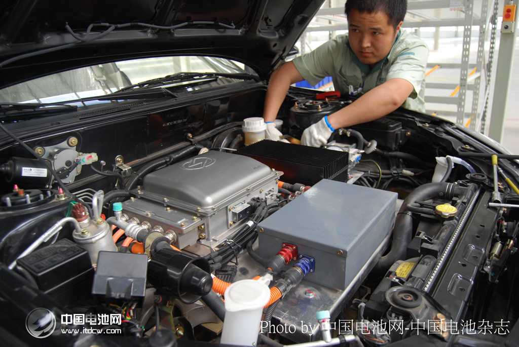 河南藍海新能電動汽車進軍東南沿海和海外市場