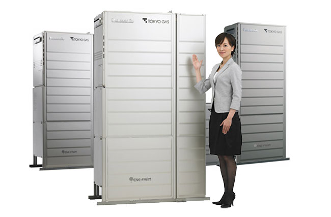 彭博新聞報(bào)導(dǎo)，包括 Panasonic 在內(nèi)的電池制造商，正在研發(fā)體積小又便宜的家用電池產(chǎn)品，目標(biāo)是在 2030 年前，家庭安裝量達(dá)到 530 萬戶，等于日本有一成的家庭將仰賴氫燃料電池供應(yīng)電力。