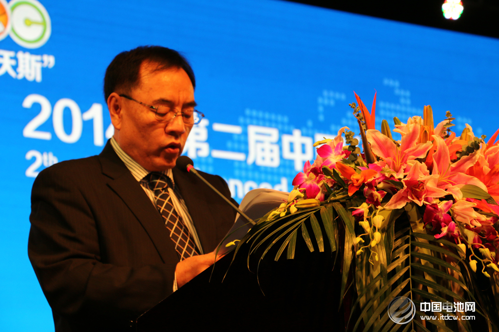 北京大學其魯教授