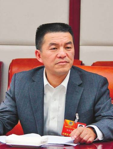陳俊驄：建議統(tǒng)一電動汽車、電動自行車電池規(guī)格