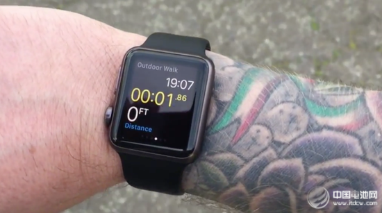 蘋果證實Apple Watch“紋身門” 用戶皮膚心率傳感器性能 蘋果證實Apple Watch“紋身門” 用戶皮膚心率傳感器性能