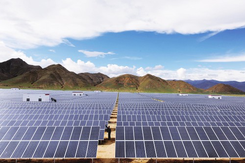 俄科學家研制出高轉換率太陽能薄膜電池 俄科學家研制出高轉換率太陽能薄膜電池