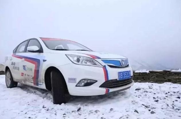 電動車爬雪山靠譜嗎？青海湖電動車大賽正在這么干