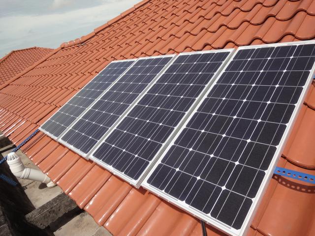 小型光伏興盛  2040年電力用戶(hù)有望掌握發(fā)電權(quán)