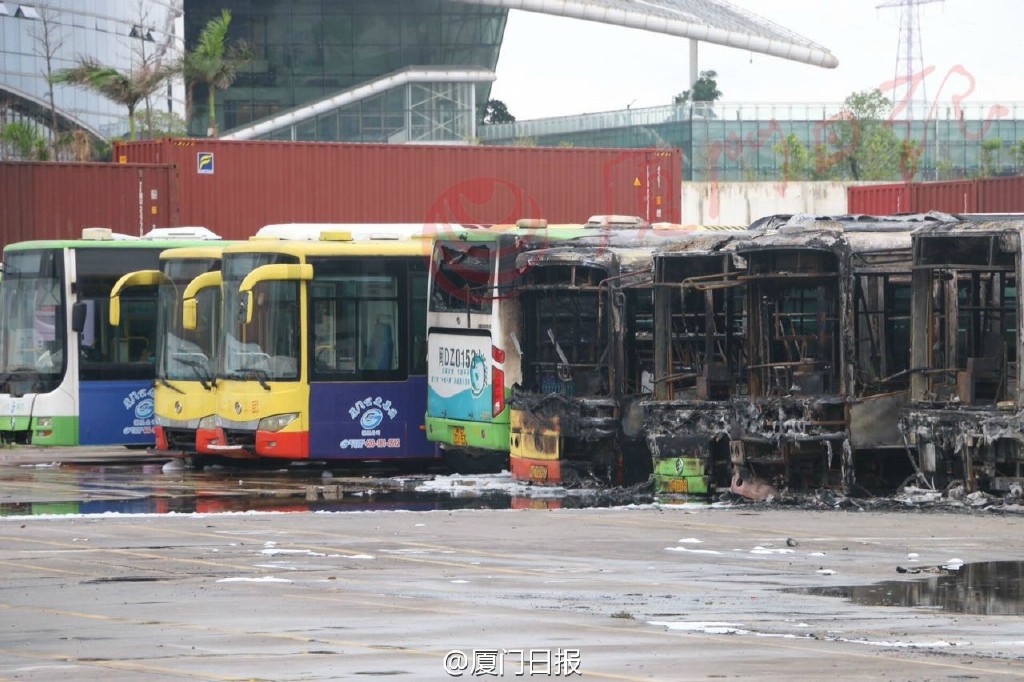 廈門公交起火調查：電池老化超負荷或引發自燃