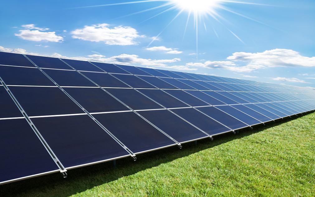 鐘化的晶體硅異質結太陽能電池單元的轉換效率達到24.52％