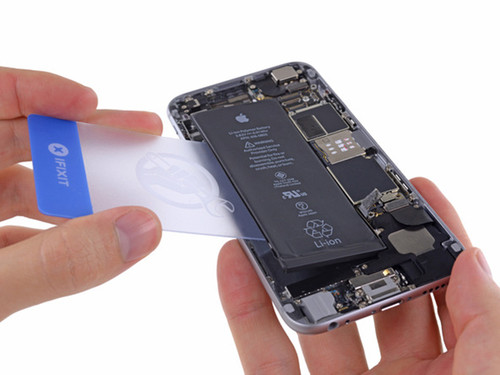 手機沒電就換電池 安卓壓制iPhone六大絕招