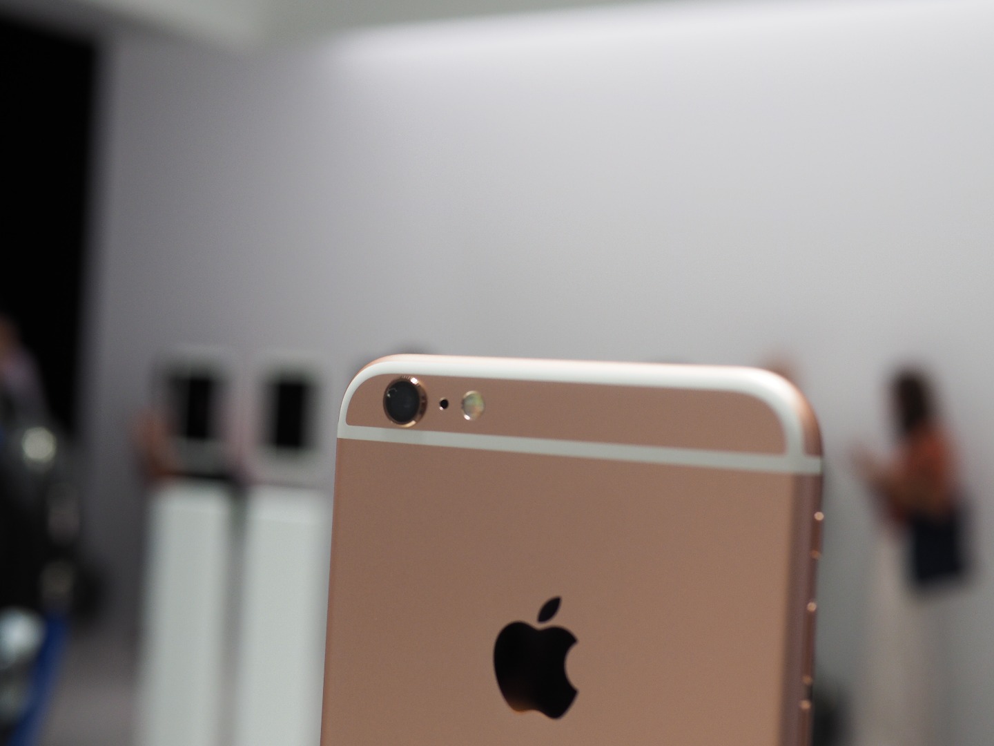 蘋果iPhone 6s/plus預約如潮 蘋果式創新漸行漸遠？