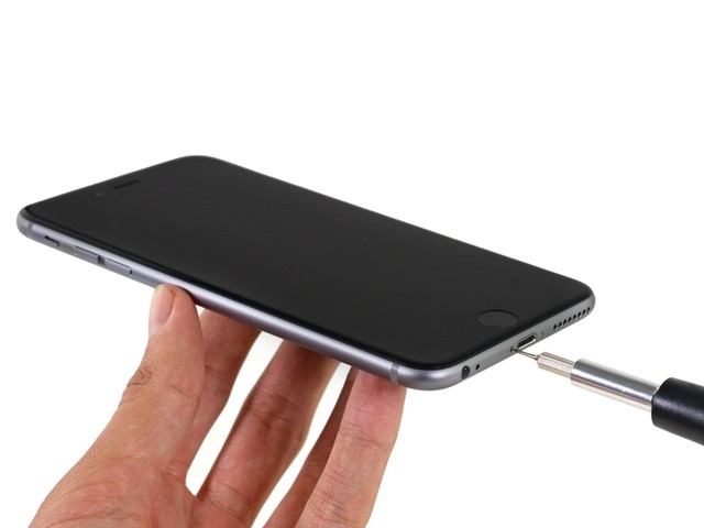 電池縮水為哪般 全新iPhone 6s Plus拆解（組圖）