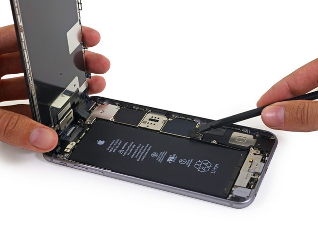 電池縮水為哪般 全新iPhone 6s Plus拆解（組圖）