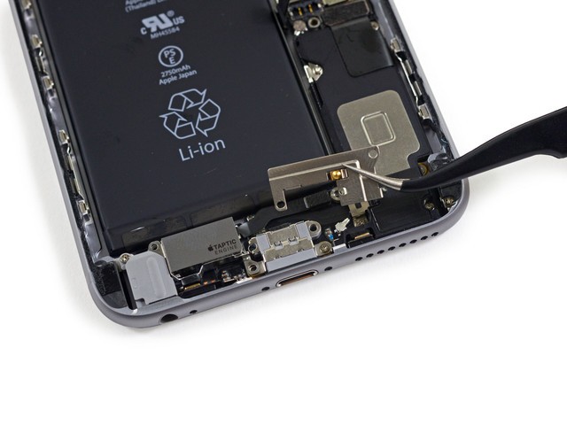 電池縮水為哪般 全新iPhone 6s Plus拆解（組圖）