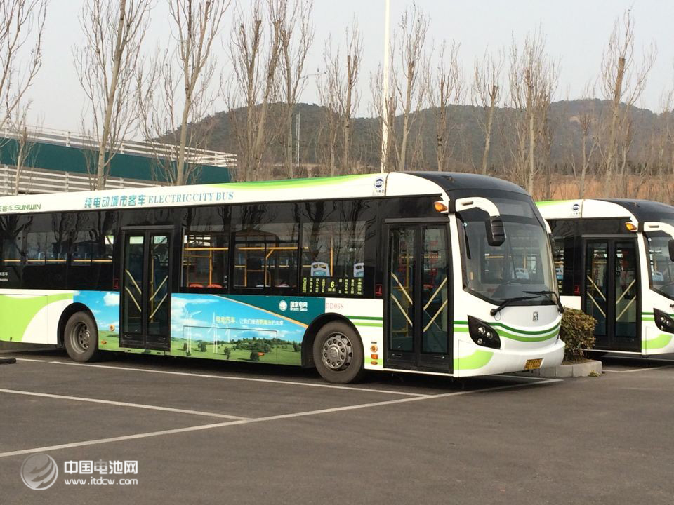 最高補50萬元 企業扎堆新能源客車市場