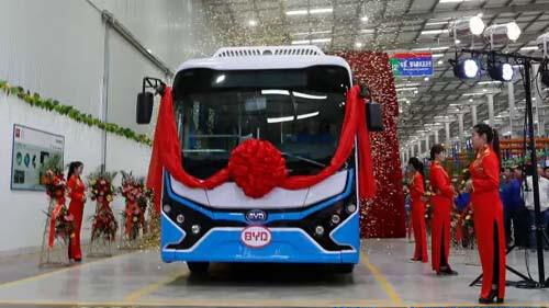 河北承德高新區(qū)比亞迪首批純電動客車下線