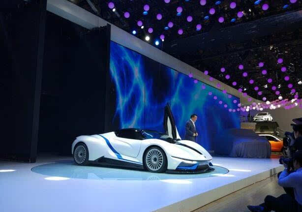 北汽集團發布 新能源跑車“ARCFOX-7” 北汽集團發布 新能源跑車“ARCFOX-7”