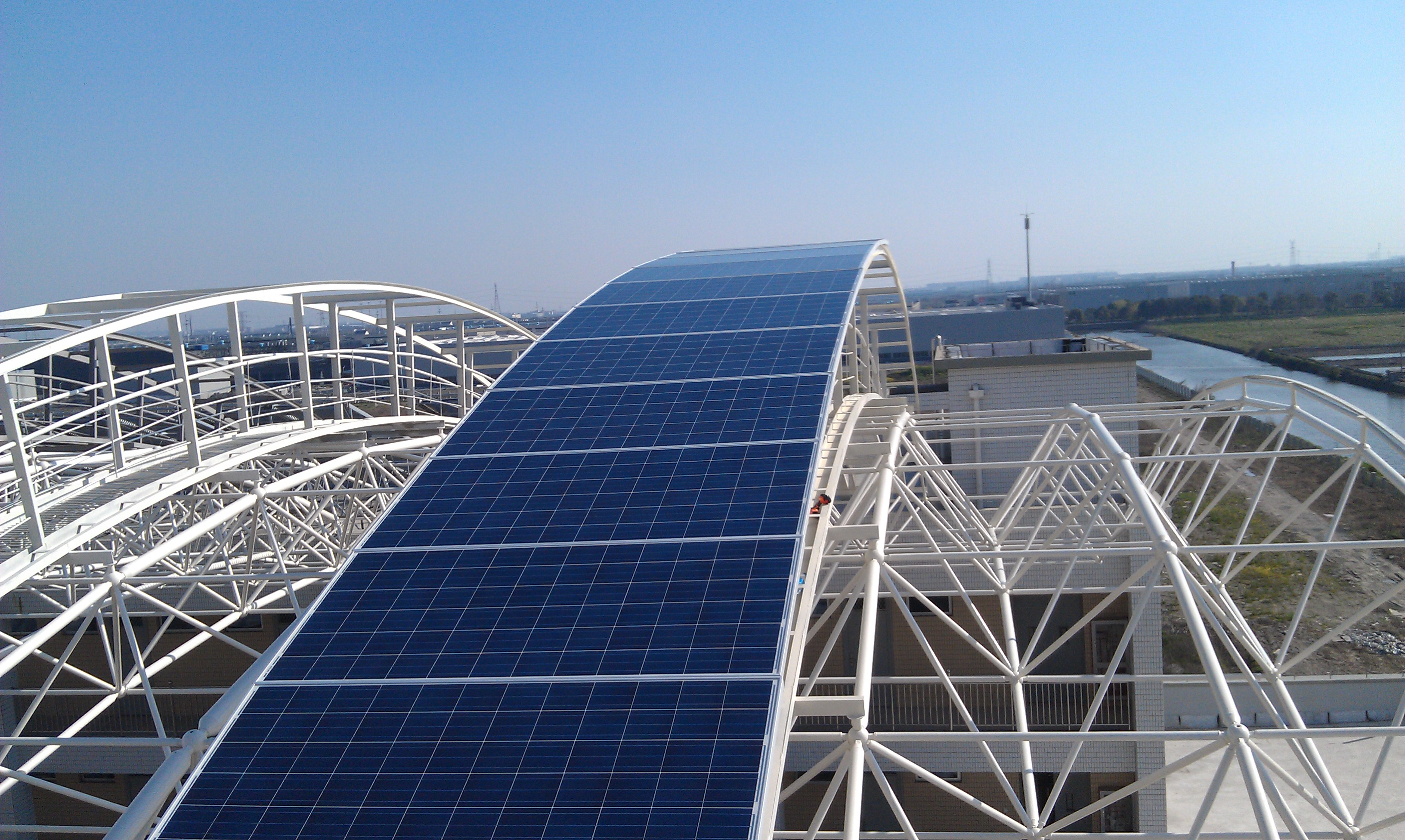 中國將建立光伏發(fā)電補貼逐步下調(diào)機制 中國將建立光伏發(fā)電補貼逐步下調(diào)機制