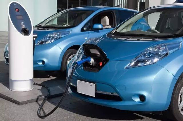 新項(xiàng)目促中國燃料電池汽車商業(yè)化 2020年新能源汽車達(dá)500萬 新項(xiàng)目促中國燃料電池汽車商業(yè)化 2020年新能源汽車達(dá)500萬