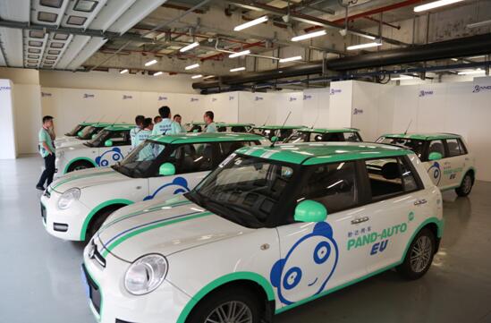 盼達(dá)這輛路邊隨處可見(jiàn)的“熊貓”車.jpg