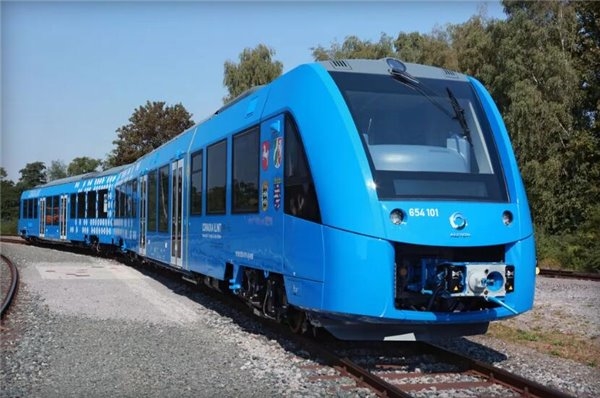 世界第一輛氫動力火車首測：極速140km/h