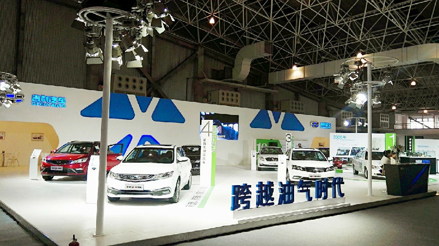 “瓶頸”仍存路在何方? 甲醇汽車(chē)發(fā)展大家談