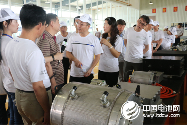 電池百人會企業家參觀匯豐電機 電池百人會企業家參觀匯豐電機