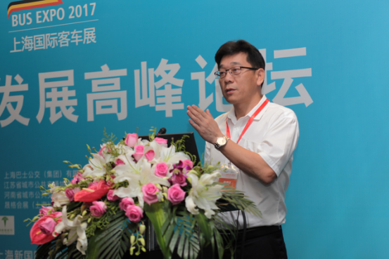 銀隆新能源副總裁敖建華發表主旨演講