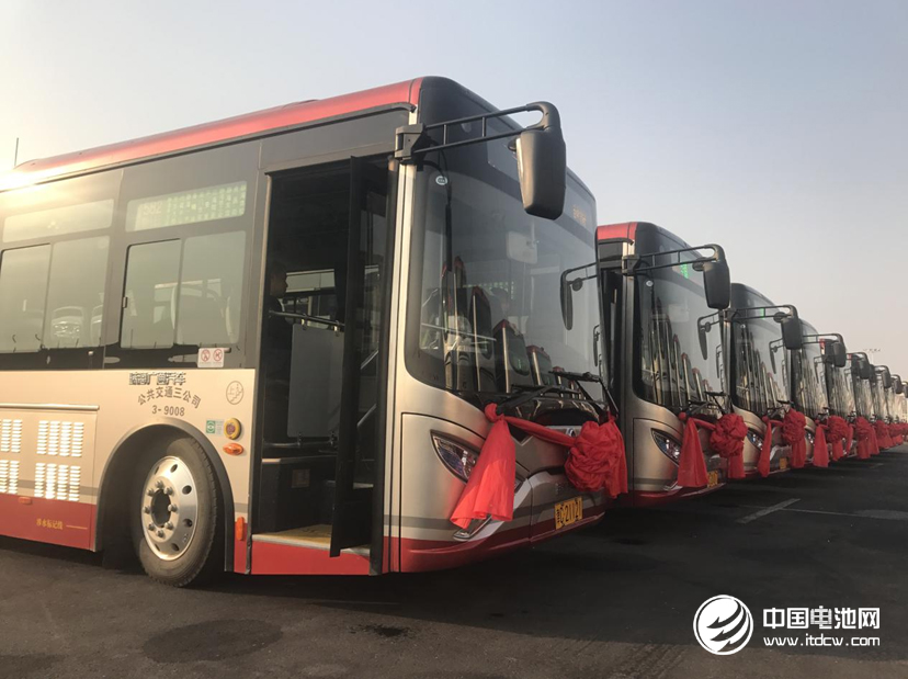 純電動(dòng)公交車