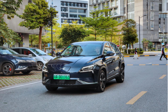 小鵬汽車第一張新能源車專用號牌誕生 今年將面向市場量產(chǎn)G3