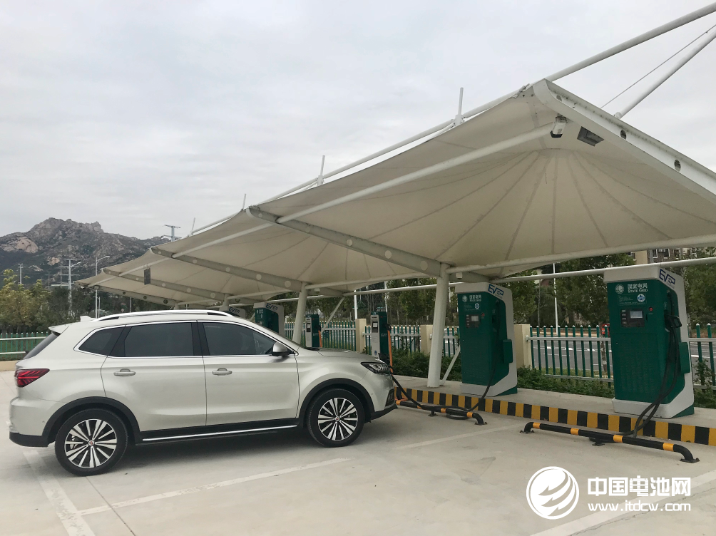 日媒：中日將統(tǒng)一電動(dòng)汽車充電器標(biāo)準(zhǔn) 或成為世界標(biāo)準(zhǔn)