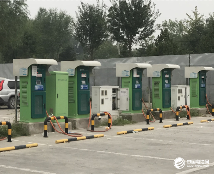 數萬級需求缺口亟待彌補 多地發文力促充電樁建設