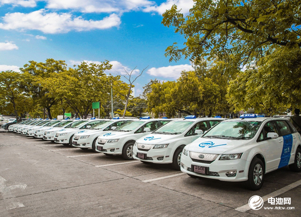 新能源汽車產銷有望保持高增長 逾14億元大單涌入5只概念股 新能源汽車產銷有望保持高增長 逾14億元大單涌入5只概念股