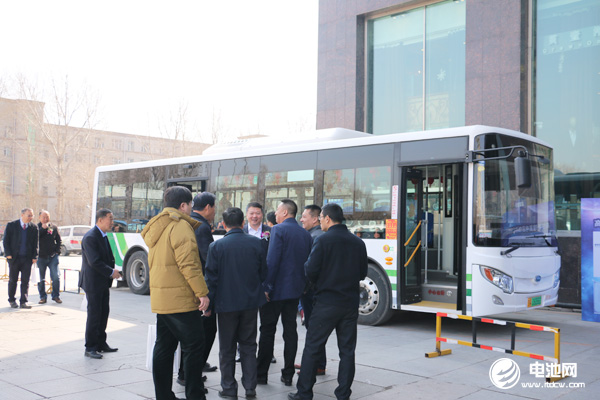 耐寬溫 可快充：積雄新能源高性能鎳氫電容電池公交客車成功運營